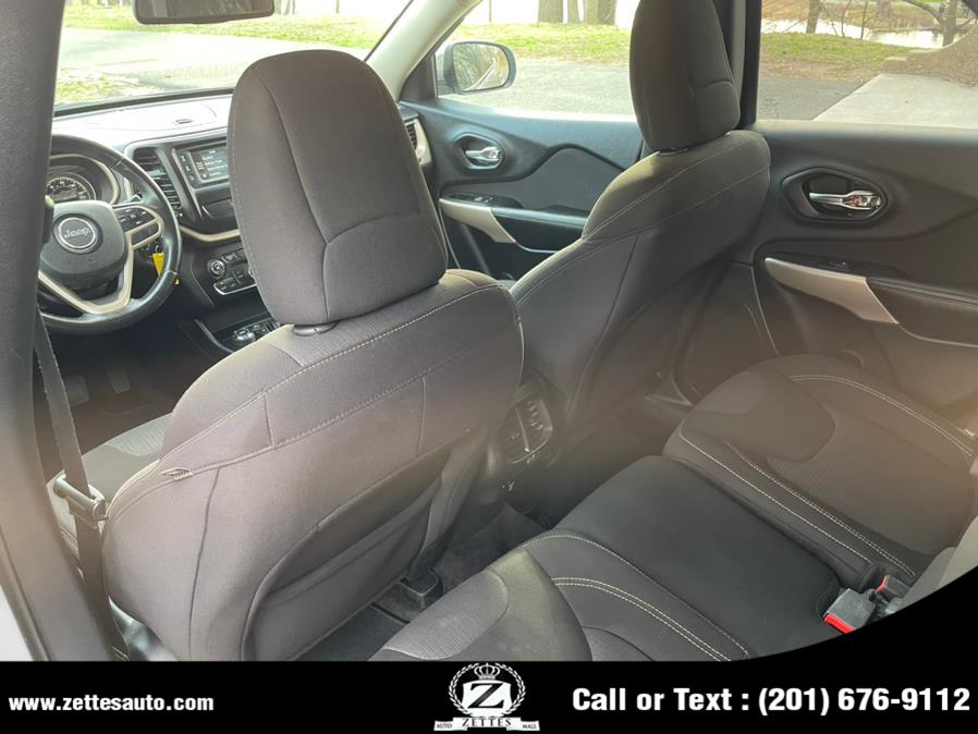 2017 Jeep Cherokee Latitude 4x4, available for sale in Jersey City, New Jersey | Zettes Auto Mall. Jersey City, New Jersey 2017 Jeep Cherokee Latitude 4x4, available for sale in Jersey City, New Jersey | Zettes Auto Mall. Jersey City, New Jersey