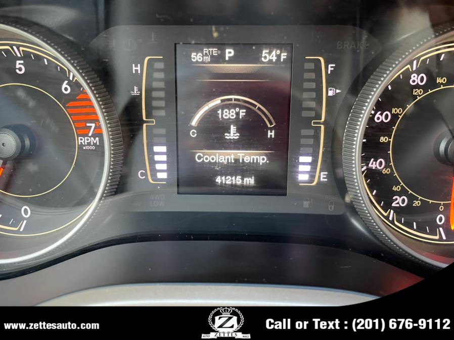 2017 Jeep Cherokee Latitude 4x4, available for sale in Jersey City, New Jersey | Zettes Auto Mall. Jersey City, New Jersey 2017 Jeep Cherokee Latitude 4x4, available for sale in Jersey City, New Jersey | Zettes Auto Mall. Jersey City, New Jersey