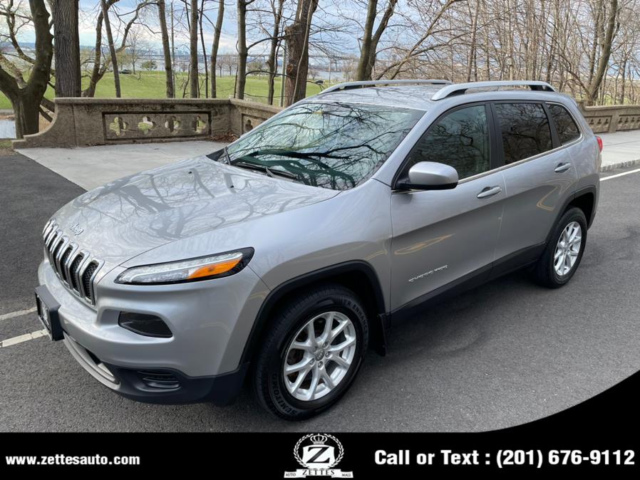 2017 Jeep Cherokee Latitude 4x4, available for sale in Jersey City, New Jersey | Zettes Auto Mall. Jersey City, New Jersey 2017 Jeep Cherokee Latitude 4x4, available for sale in Jersey City, New Jersey | Zettes Auto Mall. Jersey City, New Jersey