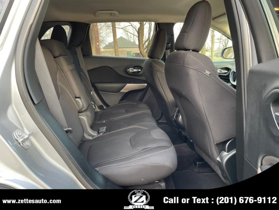2017 Jeep Cherokee Latitude 4x4, available for sale in Jersey City, New Jersey | Zettes Auto Mall. Jersey City, New Jersey 2017 Jeep Cherokee Latitude 4x4, available for sale in Jersey City, New Jersey | Zettes Auto Mall. Jersey City, New Jersey
