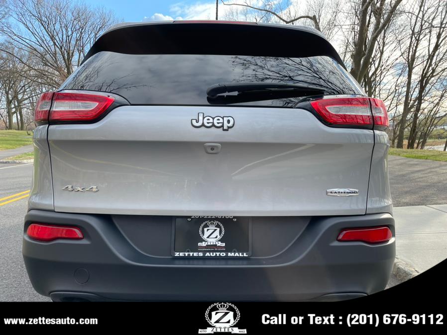 2017 Jeep Cherokee Latitude 4x4, available for sale in Jersey City, New Jersey | Zettes Auto Mall. Jersey City, New Jersey 2017 Jeep Cherokee Latitude 4x4, available for sale in Jersey City, New Jersey | Zettes Auto Mall. Jersey City, New Jersey
