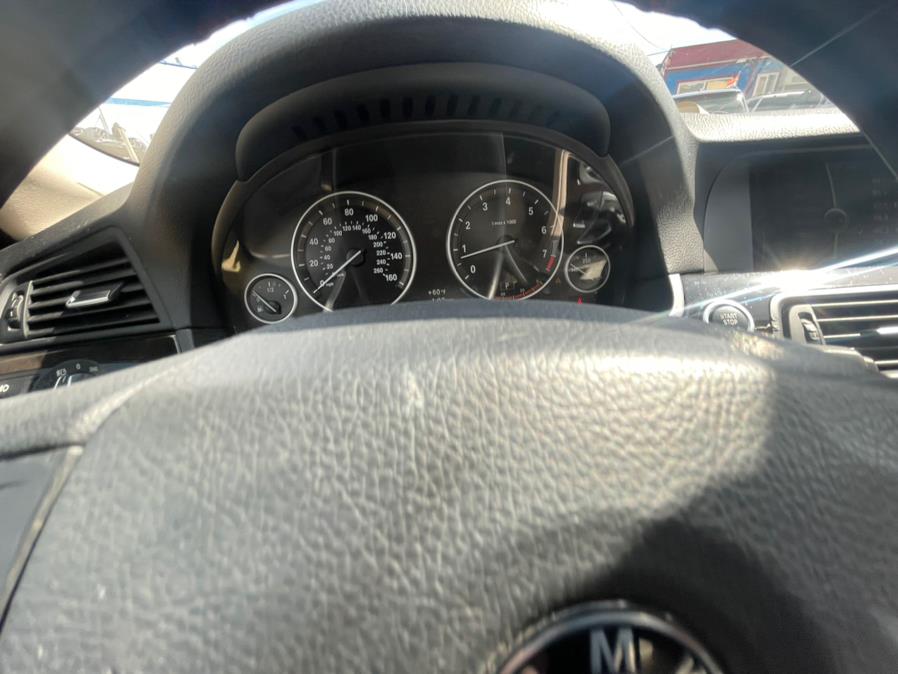 Used BMW 5 Series 4dr Sdn 528i xDrive AWD 2012 | Brooklyn Auto Mall LLC. Brooklyn, New York Used BMW 5 Series 4dr Sdn 528i xDrive AWD 2012 | Brooklyn Auto Mall LLC. Brooklyn, New York