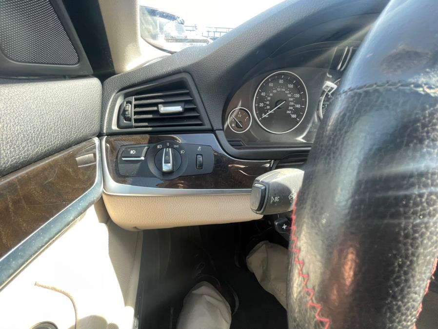 Used BMW 5 Series 4dr Sdn 528i xDrive AWD 2012 | Brooklyn Auto Mall LLC. Brooklyn, New York Used BMW 5 Series 4dr Sdn 528i xDrive AWD 2012 | Brooklyn Auto Mall LLC. Brooklyn, New York