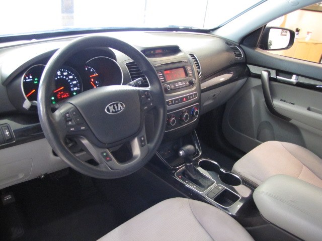 2014 Kia Sorento 2WD 4dr I4 LX, available for sale in Placentia, California | Auto Network Group Inc. Placentia, California 2014 Kia Sorento 2WD 4dr I4 LX, available for sale in Placentia, California | Auto Network Group Inc. Placentia, California