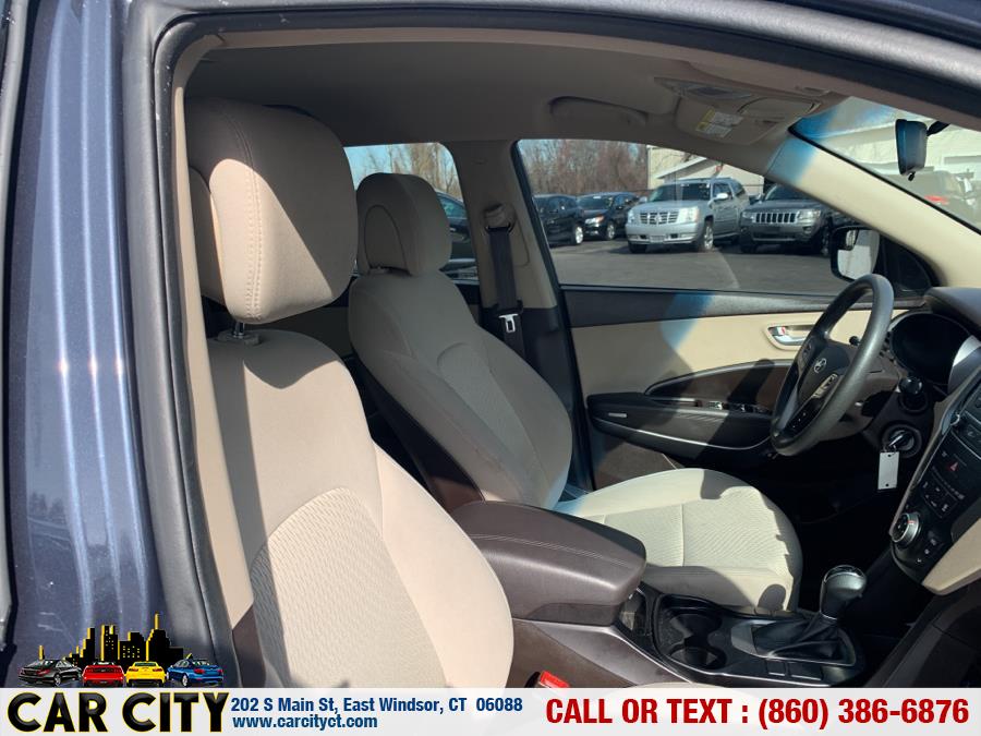 2018 Hyundai Santa Fe Sport 2.4L Auto, available for sale in East Windsor, Connecticut | Car City LLC. East Windsor, Connecticut 2018 Hyundai Santa Fe Sport 2.4L Auto, available for sale in East Windsor, Connecticut | Car City LLC. East Windsor, Connecticut