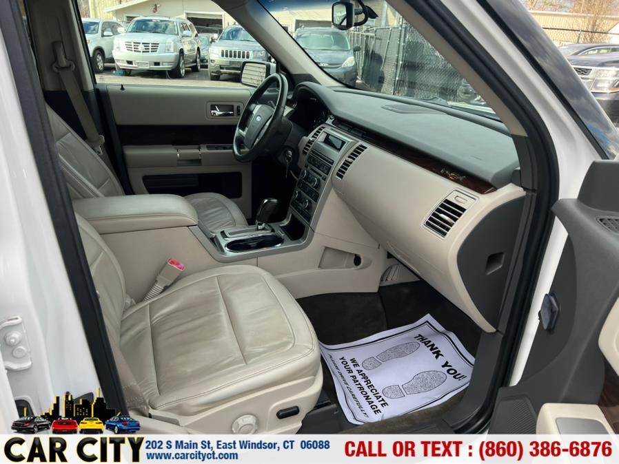 2012 Ford Flex 4dr SEL AWD, available for sale in East Windsor, Connecticut | Car City LLC. East Windsor, Connecticut 2012 Ford Flex 4dr SEL AWD, available for sale in East Windsor, Connecticut | Car City LLC. East Windsor, Connecticut