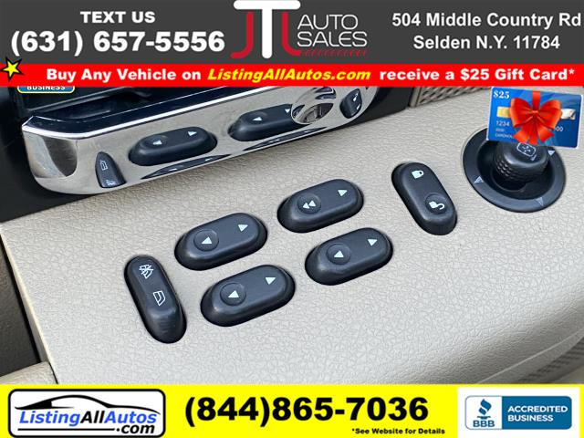 Used Ford F-150 SuperCrew 139" XLT 4WD 2005 | www.ListingAllAutos.com. Patchogue, New York