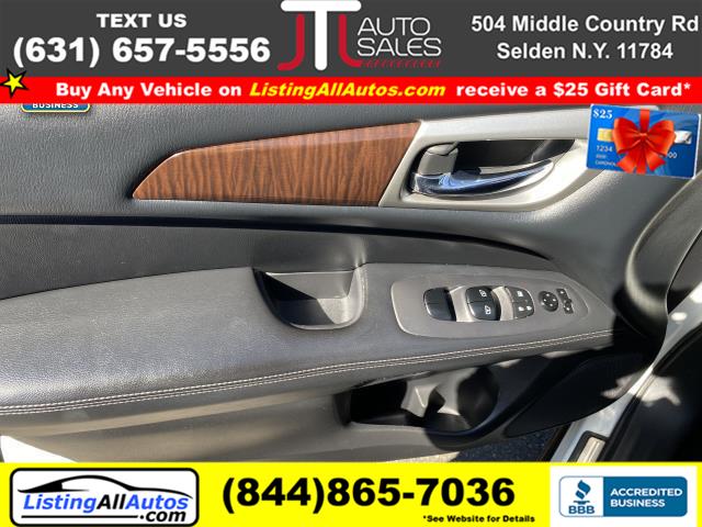 Used Nissan Pathfinder 4WD 4dr Platinum 2013 | www.ListingAllAutos.com. Patchogue, New York