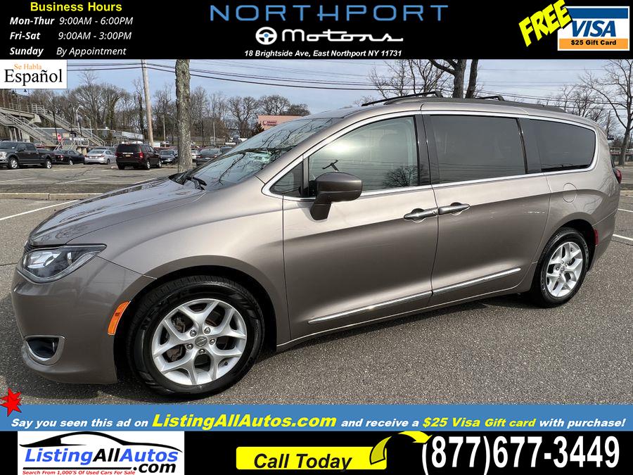 Used Chrysler Pacifica Touring-L Minivan 4D 2017 | www.ListingAllAutos.com. Patchogue, New York