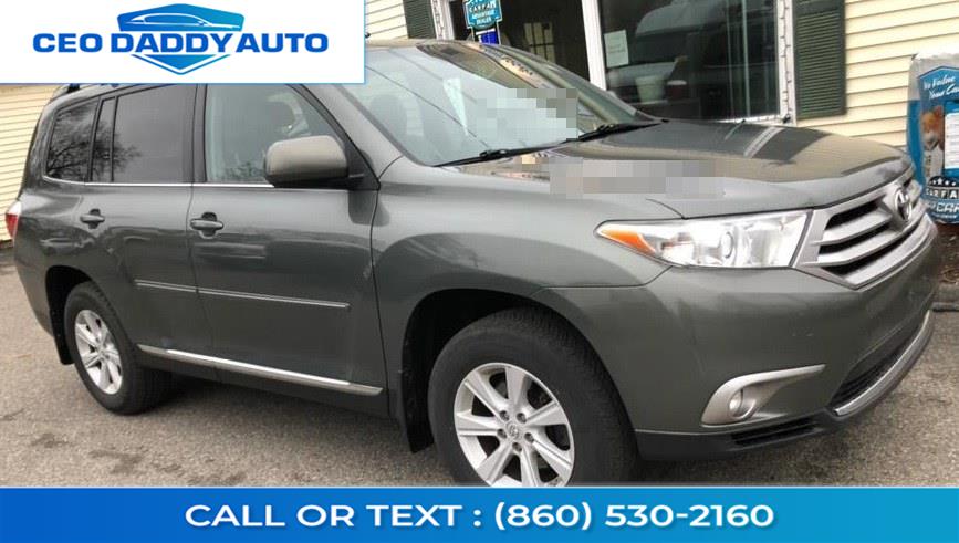 2013 Toyota Highlander 4WD 4dr V6 (Natl), available for sale in Online only, Connecticut | CEO DADDY AUTO. Online only, Connecticut 2013 Toyota Highlander 4WD 4dr V6 (Natl), available for sale in Online only, Connecticut | CEO DADDY AUTO. Online only, Connecticut