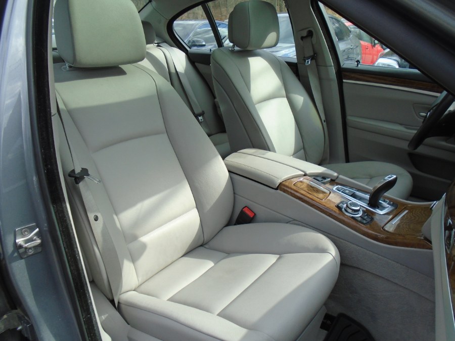 2012 BMW 5 Series 4dr Sdn 535i xDrive AWD, available for sale in Waterbury, Connecticut | Jim Juliani Motors. Waterbury, Connecticut 2012 BMW 5 Series 4dr Sdn 535i xDrive AWD, available for sale in Waterbury, Connecticut | Jim Juliani Motors. Waterbury, Connecticut