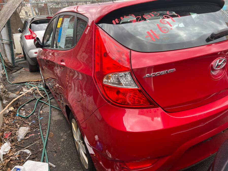 2013 Hyundai Accent 5dr HB Auto SE, available for sale in Brooklyn, New York | Atlantic Used Car Sales. Brooklyn, New York 2013 Hyundai Accent 5dr HB Auto SE, available for sale in Brooklyn, New York | Atlantic Used Car Sales. Brooklyn, New York