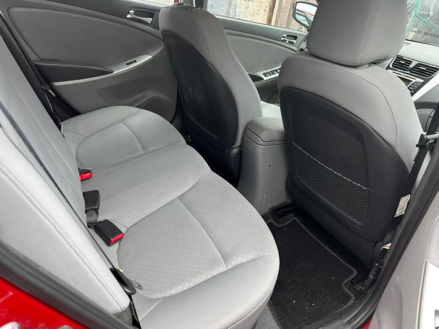2013 Hyundai Accent 5dr HB Auto SE, available for sale in Brooklyn, New York | Atlantic Used Car Sales. Brooklyn, New York 2013 Hyundai Accent 5dr HB Auto SE, available for sale in Brooklyn, New York | Atlantic Used Car Sales. Brooklyn, New York