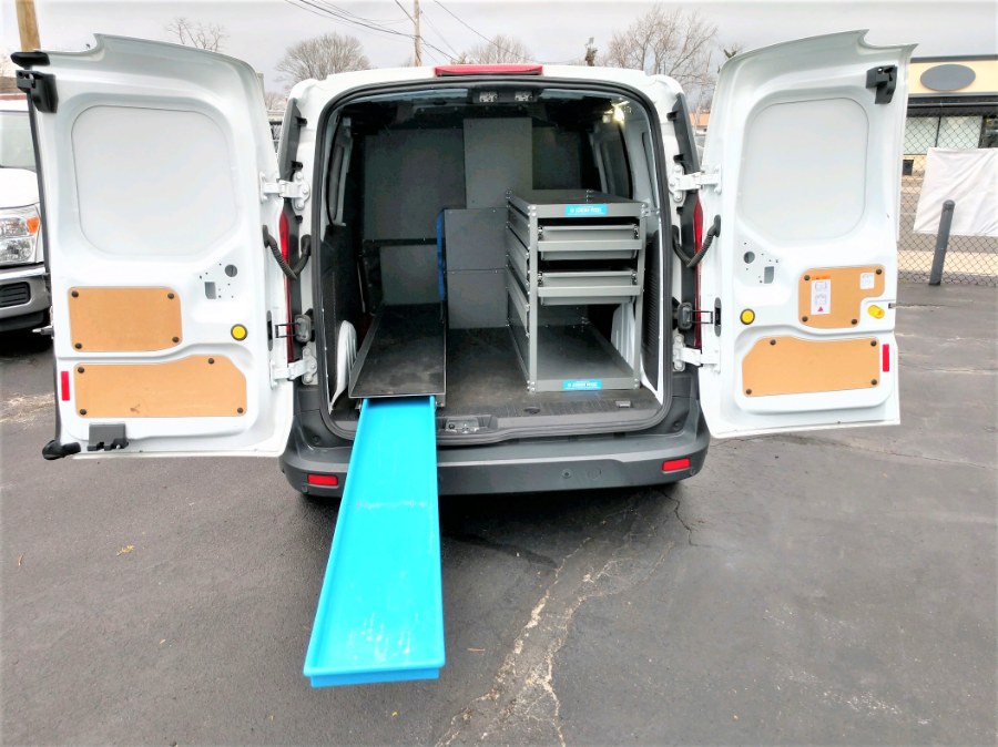 Used Ford Transit Connect CARGO Van XL LWB w/Rear Symmetrical Doors 2017 | Warwick Auto Sales Inc. COPIAGUE, New York Used Ford Transit Connect CARGO Van XL LWB w/Rear Symmetrical Doors 2017 | Warwick Auto Sales Inc. COPIAGUE, New York