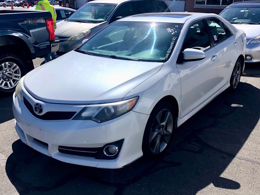 Used Toyota Camry 4dr Sdn I4 Auto SE 2012 | Primetime Auto Sales and Repair. New Haven, Connecticut