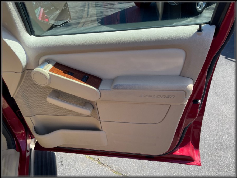 2006 Ford Explorer 4dr 114" WB 4.0L Eddie Bauer 4WD, available for sale in Huntington Station, New York | My Auto Inc.. Huntington Station, New York 2006 Ford Explorer 4dr 114" WB 4.0L Eddie Bauer 4WD, available for sale in Huntington Station, New York | My Auto Inc.. Huntington Station, New York
