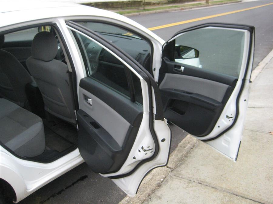Used Nissan Sentra 2.0 S 4dr Sedan 2010 | Rite Choice Auto Inc.. Massapequa, New York Used Nissan Sentra 2.0 S 4dr Sedan 2010 | Rite Choice Auto Inc.. Massapequa, New York