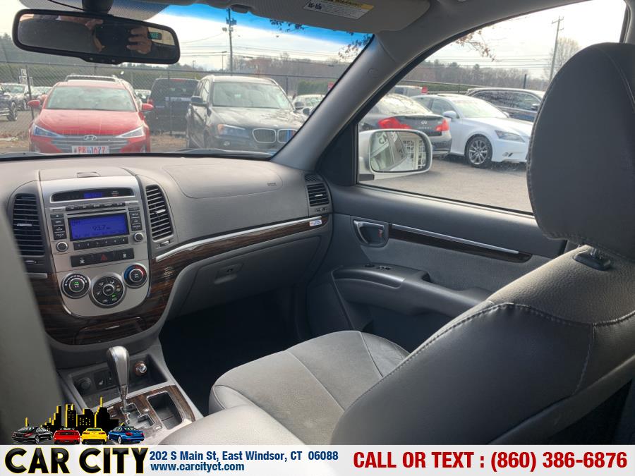 2011 Hyundai Santa Fe AWD 4dr V6 Auto SE, available for sale in East Windsor, Connecticut | Car City LLC. East Windsor, Connecticut 2011 Hyundai Santa Fe AWD 4dr V6 Auto SE, available for sale in East Windsor, Connecticut | Car City LLC. East Windsor, Connecticut