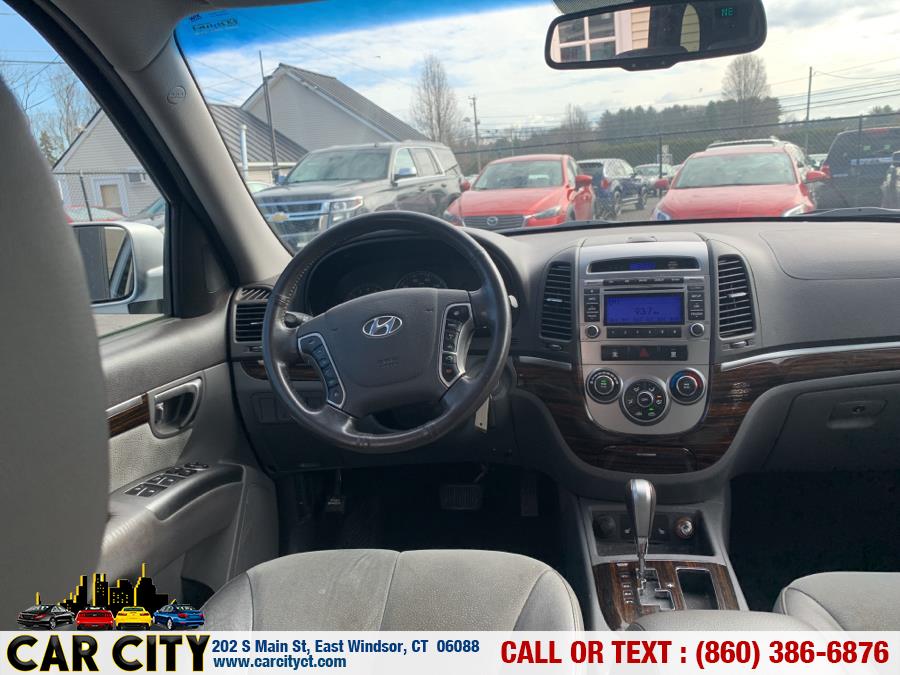 2011 Hyundai Santa Fe AWD 4dr V6 Auto SE, available for sale in East Windsor, Connecticut | Car City LLC. East Windsor, Connecticut 2011 Hyundai Santa Fe AWD 4dr V6 Auto SE, available for sale in East Windsor, Connecticut | Car City LLC. East Windsor, Connecticut