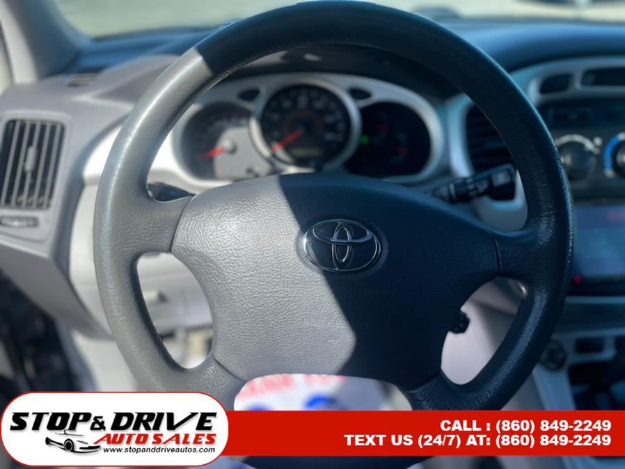 2007 Toyota Highlander 4WD 4dr V6 w/3rd Row, available for sale in East Windsor, Connecticut | Stop & Drive Auto Sales. East Windsor, Connecticut 2007 Toyota Highlander 4WD 4dr V6 w/3rd Row, available for sale in East Windsor, Connecticut | Stop & Drive Auto Sales. East Windsor, Connecticut