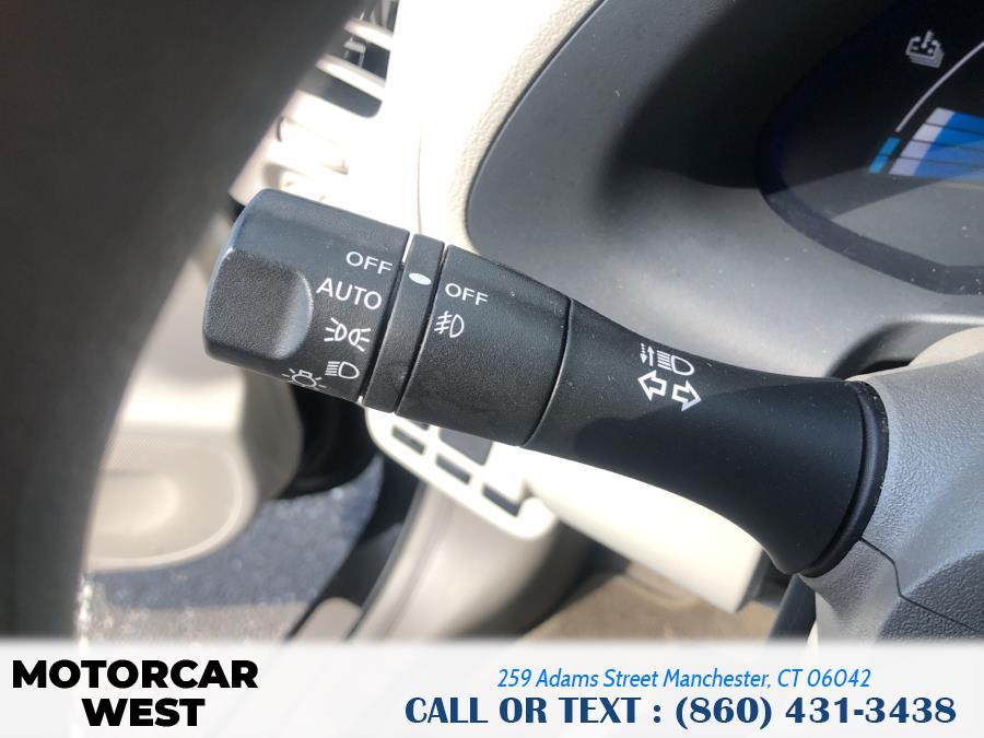 Used Nissan LEAF 4dr HB SL 2011 | Motorcar West. Manchester, Connecticut Used Nissan LEAF 4dr HB SL 2011 | Motorcar West. Manchester, Connecticut