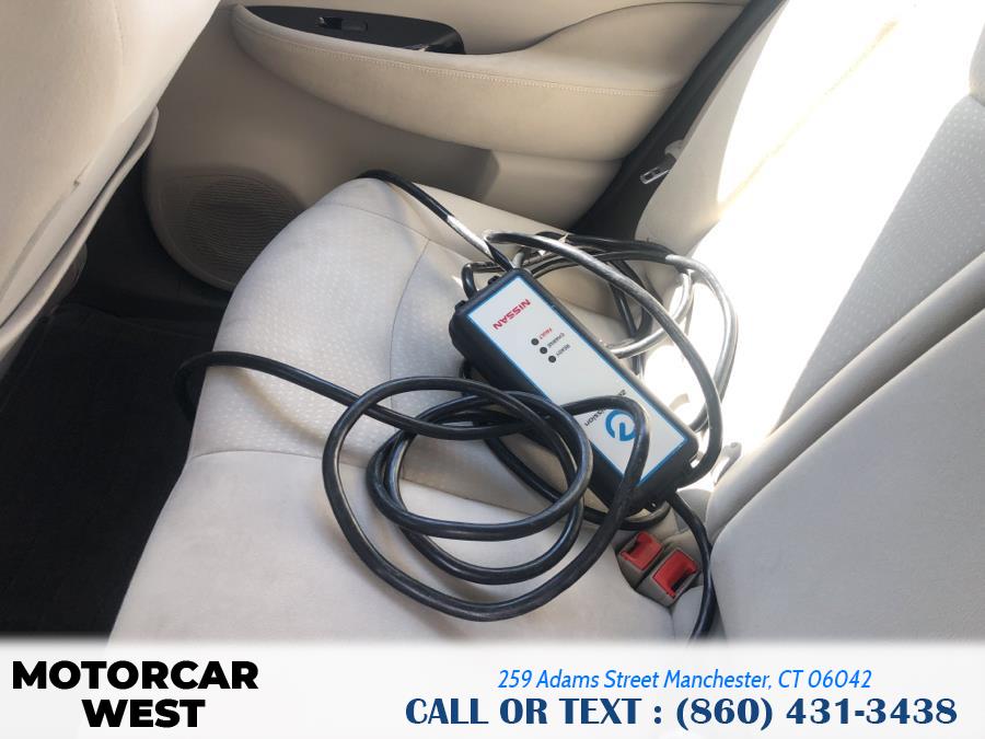 Used Nissan LEAF 4dr HB SL 2011 | Motorcar West. Manchester, Connecticut Used Nissan LEAF 4dr HB SL 2011 | Motorcar West. Manchester, Connecticut