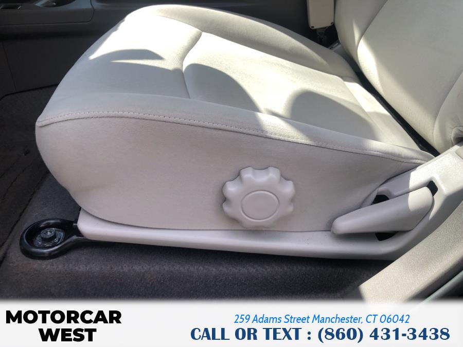Used Nissan LEAF 4dr HB SL 2011 | Motorcar West. Manchester, Connecticut Used Nissan LEAF 4dr HB SL 2011 | Motorcar West. Manchester, Connecticut