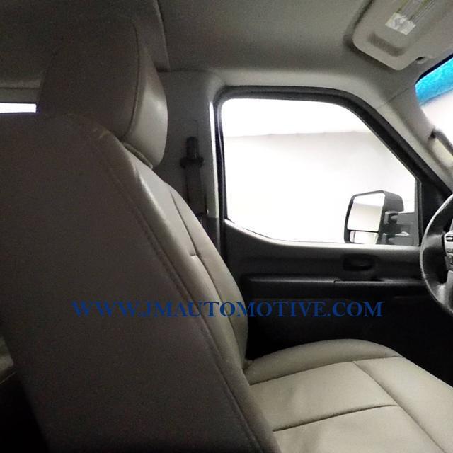 Used Nissan Nvp 3500 V8 SL 2016 | J&M Automotive Sls&Svc LLC. Naugatuck, Connecticut Used Nissan Nvp 3500 V8 SL 2016 | J&M Automotive Sls&Svc LLC. Naugatuck, Connecticut