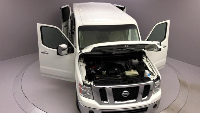 Used Nissan Nvp 3500 V8 SL 2016 | J&M Automotive Sls&Svc LLC. Naugatuck, Connecticut Used Nissan Nvp 3500 V8 SL 2016 | J&M Automotive Sls&Svc LLC. Naugatuck, Connecticut