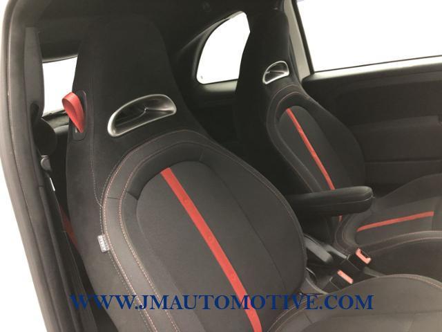 2012 Fiat 500 2dr HB Abarth, available for sale in Naugatuck, Connecticut | J&M Automotive Sls&Svc LLC. Naugatuck, Connecticut 2012 Fiat 500 2dr HB Abarth, available for sale in Naugatuck, Connecticut | J&M Automotive Sls&Svc LLC. Naugatuck, Connecticut