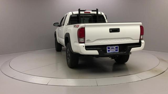 2016 Toyota Tacoma 4WD Access Cab V6 AT TRD Off Road, available for sale in Naugatuck, Connecticut | J&M Automotive Sls&Svc LLC. Naugatuck, Connecticut 2016 Toyota Tacoma 4WD Access Cab V6 AT TRD Off Road, available for sale in Naugatuck, Connecticut | J&M Automotive Sls&Svc LLC. Naugatuck, Connecticut