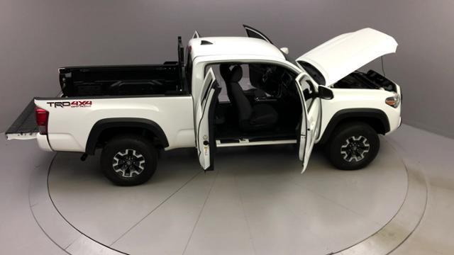 2016 Toyota Tacoma 4WD Access Cab V6 AT TRD Off Road, available for sale in Naugatuck, Connecticut | J&M Automotive Sls&Svc LLC. Naugatuck, Connecticut 2016 Toyota Tacoma 4WD Access Cab V6 AT TRD Off Road, available for sale in Naugatuck, Connecticut | J&M Automotive Sls&Svc LLC. Naugatuck, Connecticut