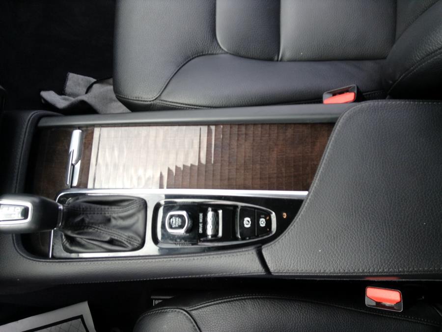 Used Volvo XC90 T6 AWD Momentum 2019 | Eurocars Plus. Groton, Connecticut Used Volvo XC90 T6 AWD Momentum 2019 | Eurocars Plus. Groton, Connecticut