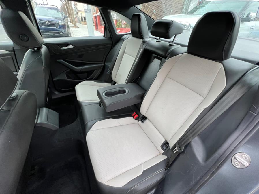 2019 Volkswagen Jetta R-Line Auto w/SULEV, available for sale in Jamaica, New York | Sunrise Autoland. Jamaica, New York 2019 Volkswagen Jetta R-Line Auto w/SULEV, available for sale in Jamaica, New York | Sunrise Autoland. Jamaica, New York