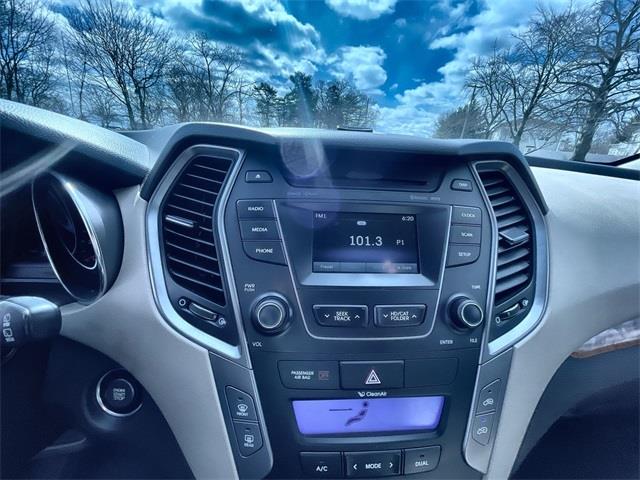 2014 Hyundai Santa Fe Sport 2.4L, available for sale in Stratford, Connecticut | Wiz Leasing Inc. Stratford, Connecticut 2014 Hyundai Santa Fe Sport 2.4L, available for sale in Stratford, Connecticut | Wiz Leasing Inc. Stratford, Connecticut