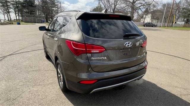 2014 Hyundai Santa Fe Sport 2.4L, available for sale in Stratford, Connecticut | Wiz Leasing Inc. Stratford, Connecticut 2014 Hyundai Santa Fe Sport 2.4L, available for sale in Stratford, Connecticut | Wiz Leasing Inc. Stratford, Connecticut