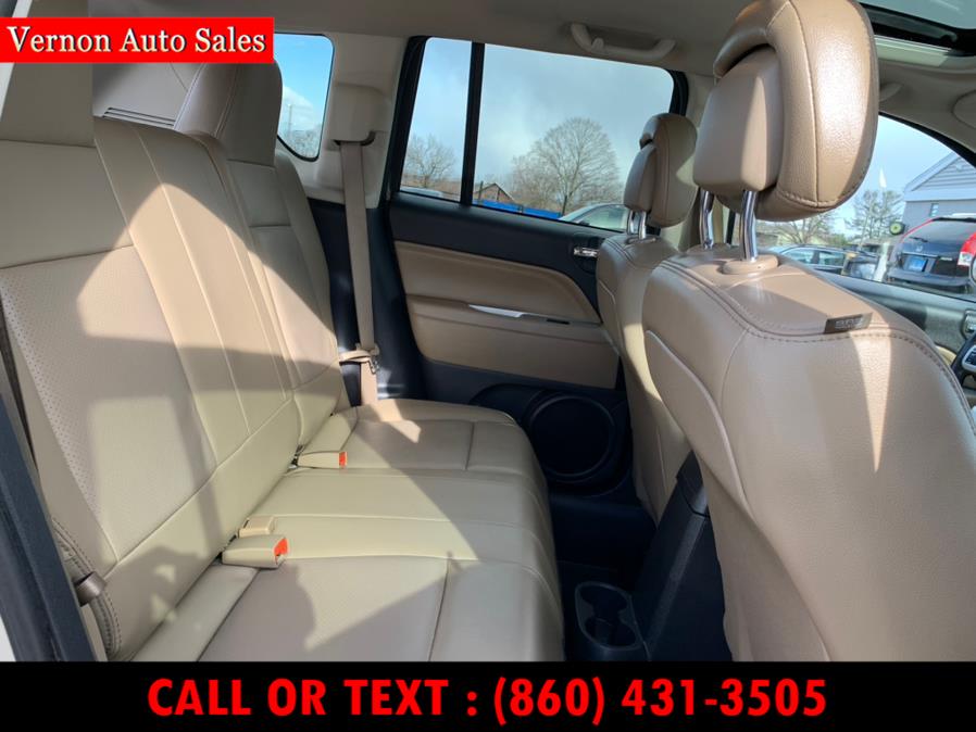 2016 Jeep Compass 4WD 4dr Latitude, available for sale in Manchester, Connecticut | Vernon Auto Sale & Service. Manchester, Connecticut 2016 Jeep Compass 4WD 4dr Latitude, available for sale in Manchester, Connecticut | Vernon Auto Sale & Service. Manchester, Connecticut