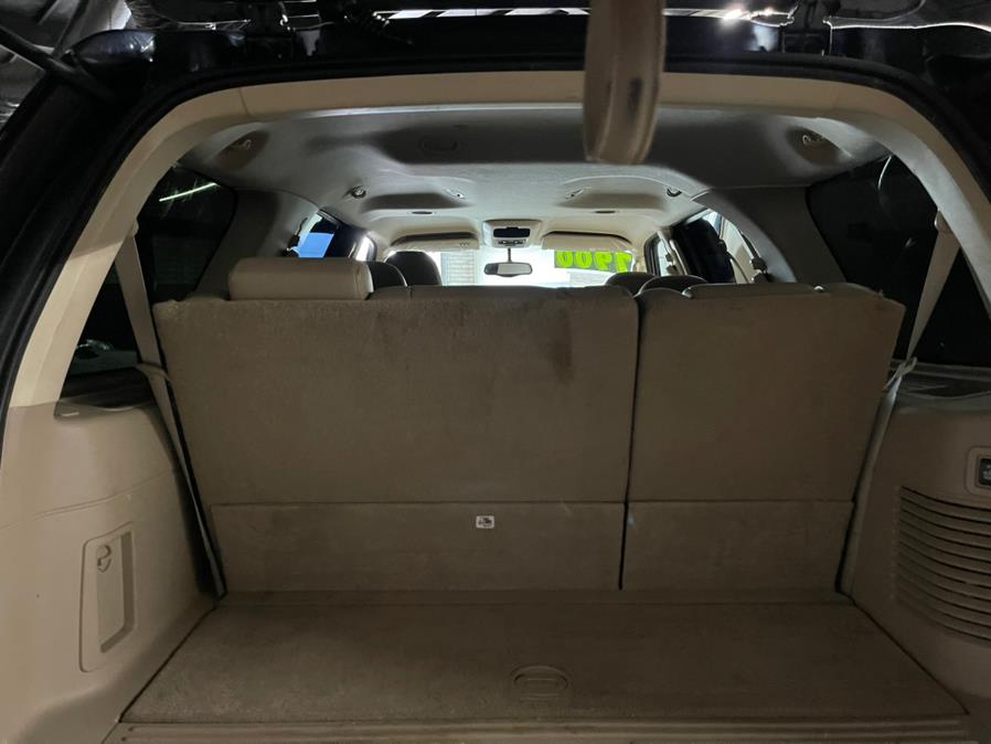 2004 Ford Expedition 4.6L Eddie Bauer, available for sale in Garden Grove, California | U Save Auto Auction. Garden Grove, California 2004 Ford Expedition 4.6L Eddie Bauer, available for sale in Garden Grove, California | U Save Auto Auction. Garden Grove, California