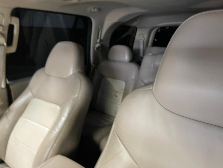 2004 Ford Expedition 4.6L Eddie Bauer, available for sale in Garden Grove, California | U Save Auto Auction. Garden Grove, California 2004 Ford Expedition 4.6L Eddie Bauer, available for sale in Garden Grove, California | U Save Auto Auction. Garden Grove, California