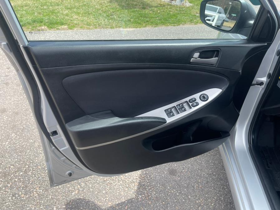 2015 Hyundai Accent 5dr HB Auto GS, available for sale in South Windsor, Connecticut | Mike And Tony Auto Sales, Inc. South Windsor, Connecticut 2015 Hyundai Accent 5dr HB Auto GS, available for sale in South Windsor, Connecticut | Mike And Tony Auto Sales, Inc. South Windsor, Connecticut