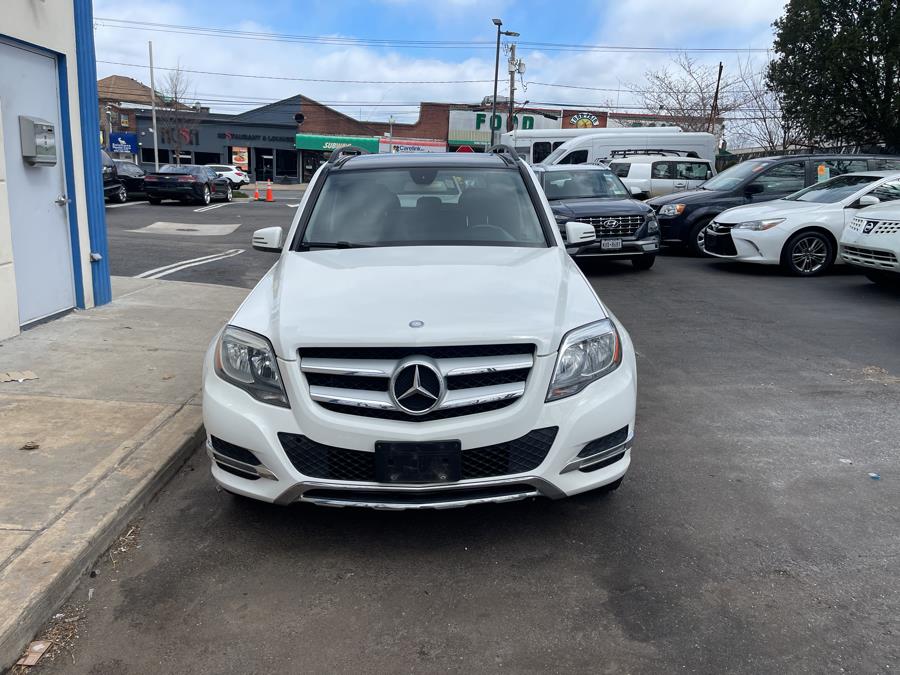 2014 Mercedes-Benz GLK 350 LOW MILES!. CLEAN CARFAX, available for sale in Elmont, New York | Sunrise of Elmont. Elmont, New York 2014 Mercedes-Benz GLK 350 LOW MILES!. CLEAN CARFAX, available for sale in Elmont, New York | Sunrise of Elmont. Elmont, New York