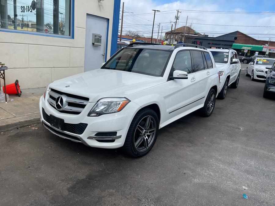2014 Mercedes-Benz GLK 350 LOW MILES!. CLEAN CARFAX, available for sale in Elmont, New York | Sunrise of Elmont. Elmont, New York 2014 Mercedes-Benz GLK 350 LOW MILES!. CLEAN CARFAX, available for sale in Elmont, New York | Sunrise of Elmont. Elmont, New York