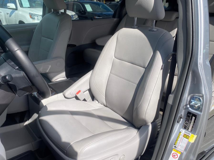 2018 Toyota Sienna XLE Premium FWD 8-Passenger (Natl), available for sale in Lodi, New Jersey | European Auto Expo. Lodi, New Jersey 2018 Toyota Sienna XLE Premium FWD 8-Passenger (Natl), available for sale in Lodi, New Jersey | European Auto Expo. Lodi, New Jersey