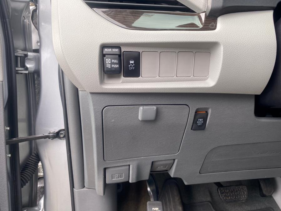 2018 Toyota Sienna XLE Premium FWD 8-Passenger (Natl), available for sale in Lodi, New Jersey | European Auto Expo. Lodi, New Jersey 2018 Toyota Sienna XLE Premium FWD 8-Passenger (Natl), available for sale in Lodi, New Jersey | European Auto Expo. Lodi, New Jersey