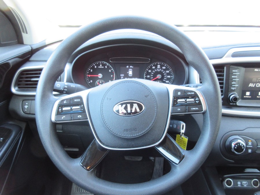 2020 Kia Sorento LX V6 AWD, available for sale in Linden, New Jersey | Route 27 Auto Mall. Linden, New Jersey 2020 Kia Sorento LX V6 AWD, available for sale in Linden, New Jersey | Route 27 Auto Mall. Linden, New Jersey
