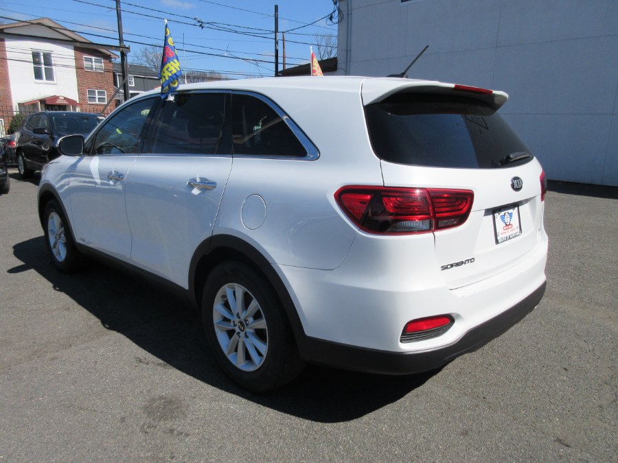 2020 Kia Sorento LX V6 AWD, available for sale in Linden, New Jersey | Route 27 Auto Mall. Linden, New Jersey 2020 Kia Sorento LX V6 AWD, available for sale in Linden, New Jersey | Route 27 Auto Mall. Linden, New Jersey