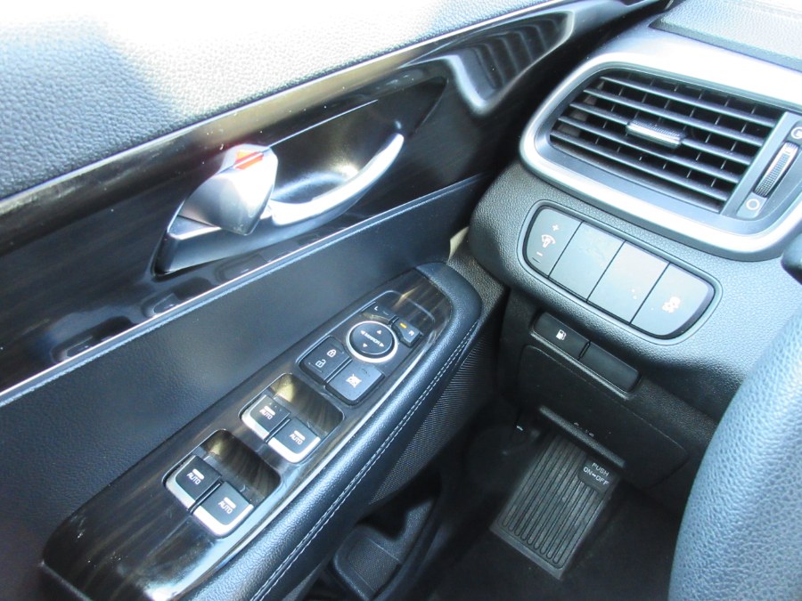 2020 Kia Sorento LX V6 AWD, available for sale in Linden, New Jersey | Route 27 Auto Mall. Linden, New Jersey 2020 Kia Sorento LX V6 AWD, available for sale in Linden, New Jersey | Route 27 Auto Mall. Linden, New Jersey