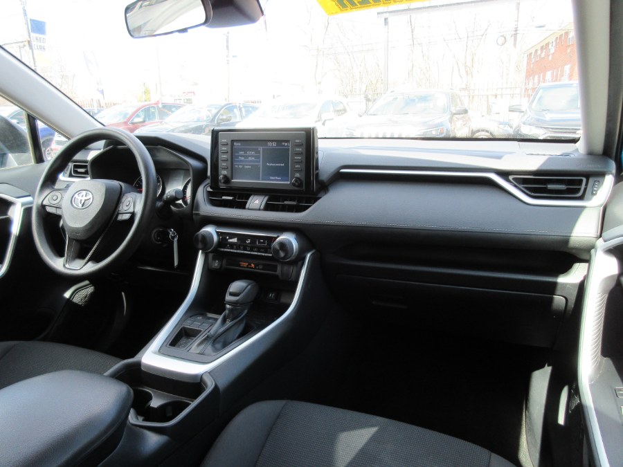 Used Toyota RAV4 LE FWD (Natl) 2019 | Route 27 Auto Mall. Linden, New Jersey Used Toyota RAV4 LE FWD (Natl) 2019 | Route 27 Auto Mall. Linden, New Jersey