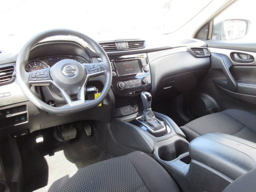 2020 Nissan Rogue Sport FWD S, available for sale in Linden, New Jersey | Route 27 Auto Mall. Linden, New Jersey 2020 Nissan Rogue Sport FWD S, available for sale in Linden, New Jersey | Route 27 Auto Mall. Linden, New Jersey