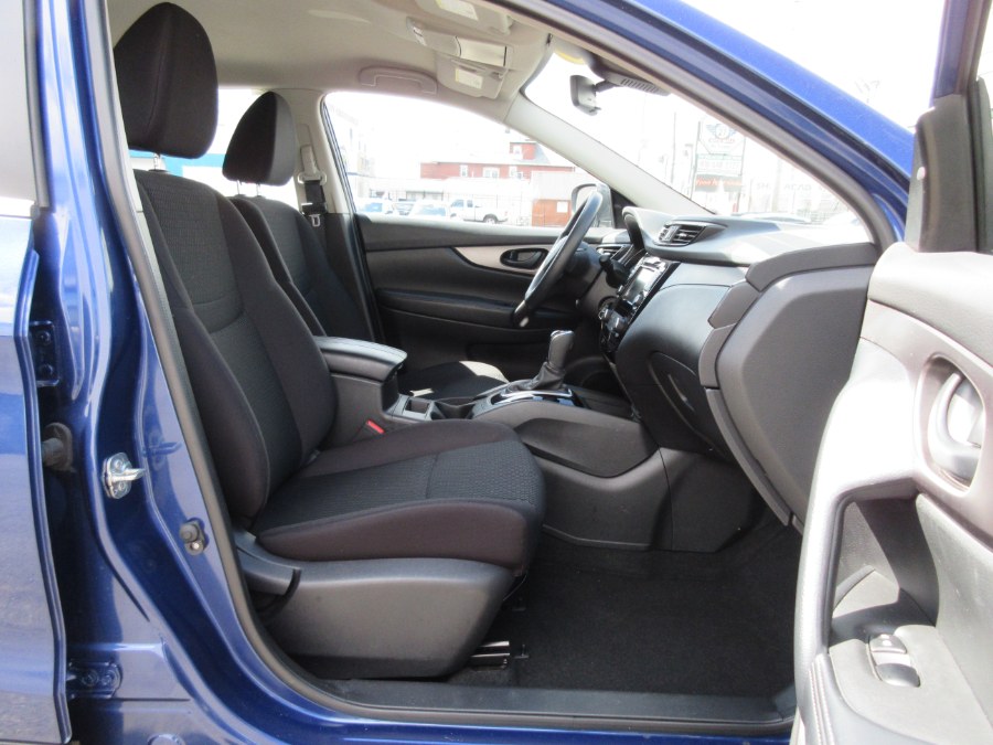 2020 Nissan Rogue Sport FWD S, available for sale in Linden, New Jersey | Route 27 Auto Mall. Linden, New Jersey 2020 Nissan Rogue Sport FWD S, available for sale in Linden, New Jersey | Route 27 Auto Mall. Linden, New Jersey